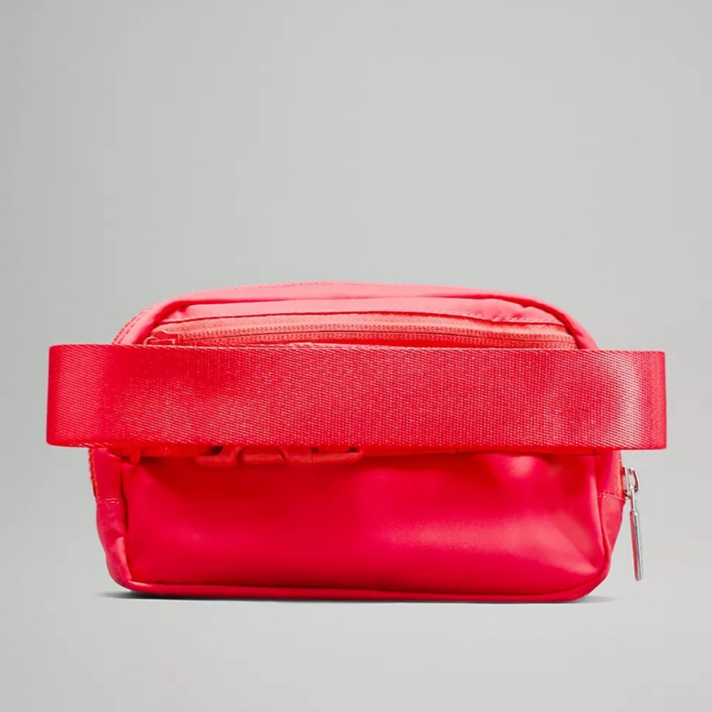 Lululemon Everywhere Belt Bag 🌸🌺👙🦩Pale Raspberry New with Tags attached PLRA - Picture 2 of 10